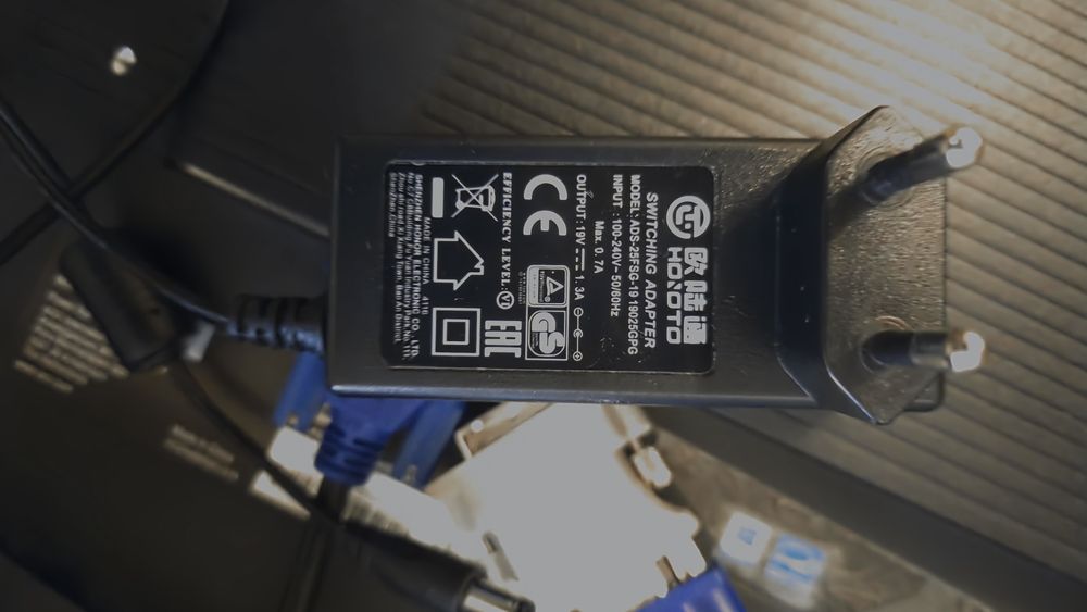 LCD монитор AOC 2280 с дефект