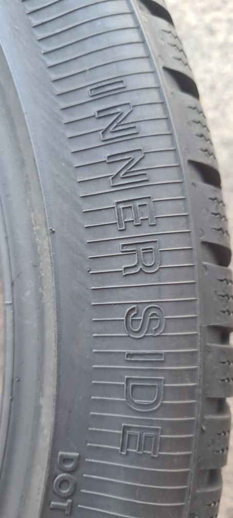 4 anvelope M+S Vredestein 235/40/19
