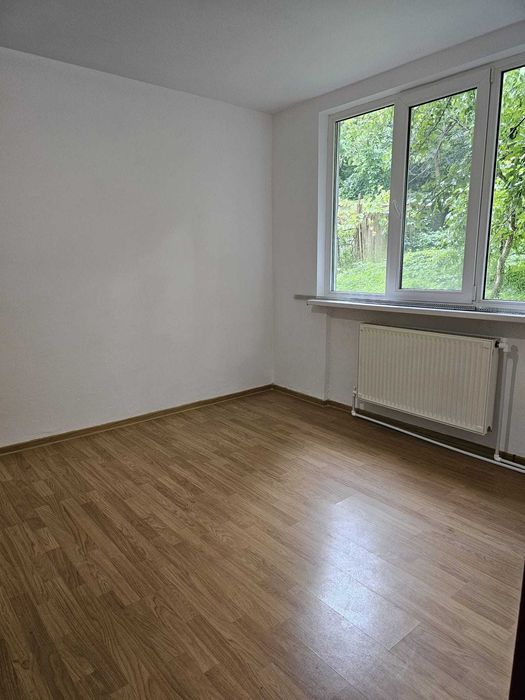 Apartament,decomandat,2 camere,Str.Mihai Eminescu!