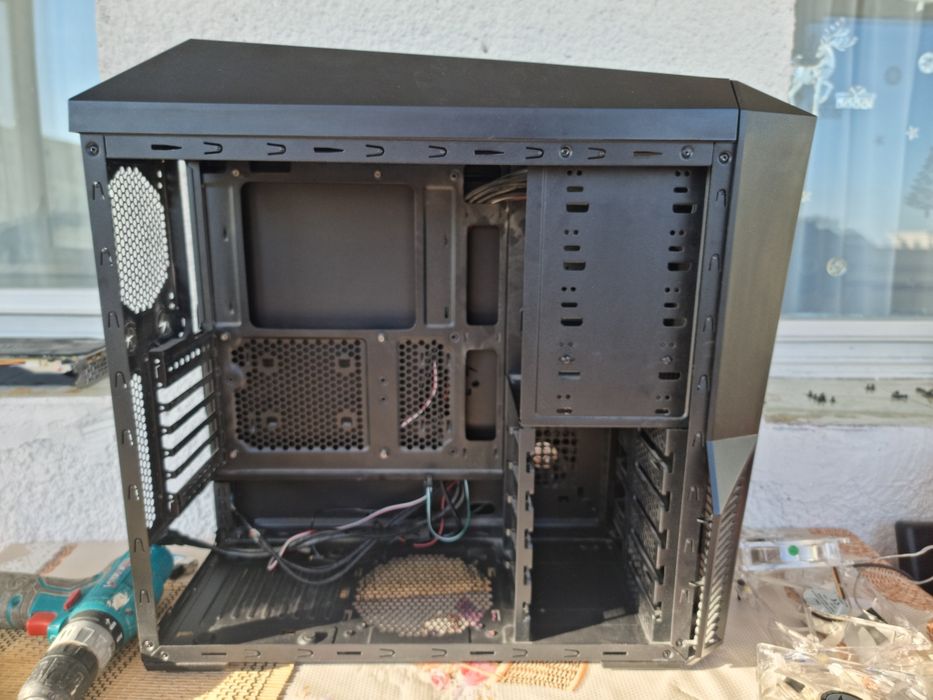 Carcasa Zalman z11 plus