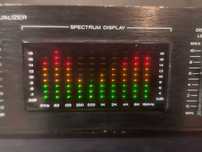 Egalizator stereo pe 10 benzi Realistic 31-9081 cu analizor de spectru