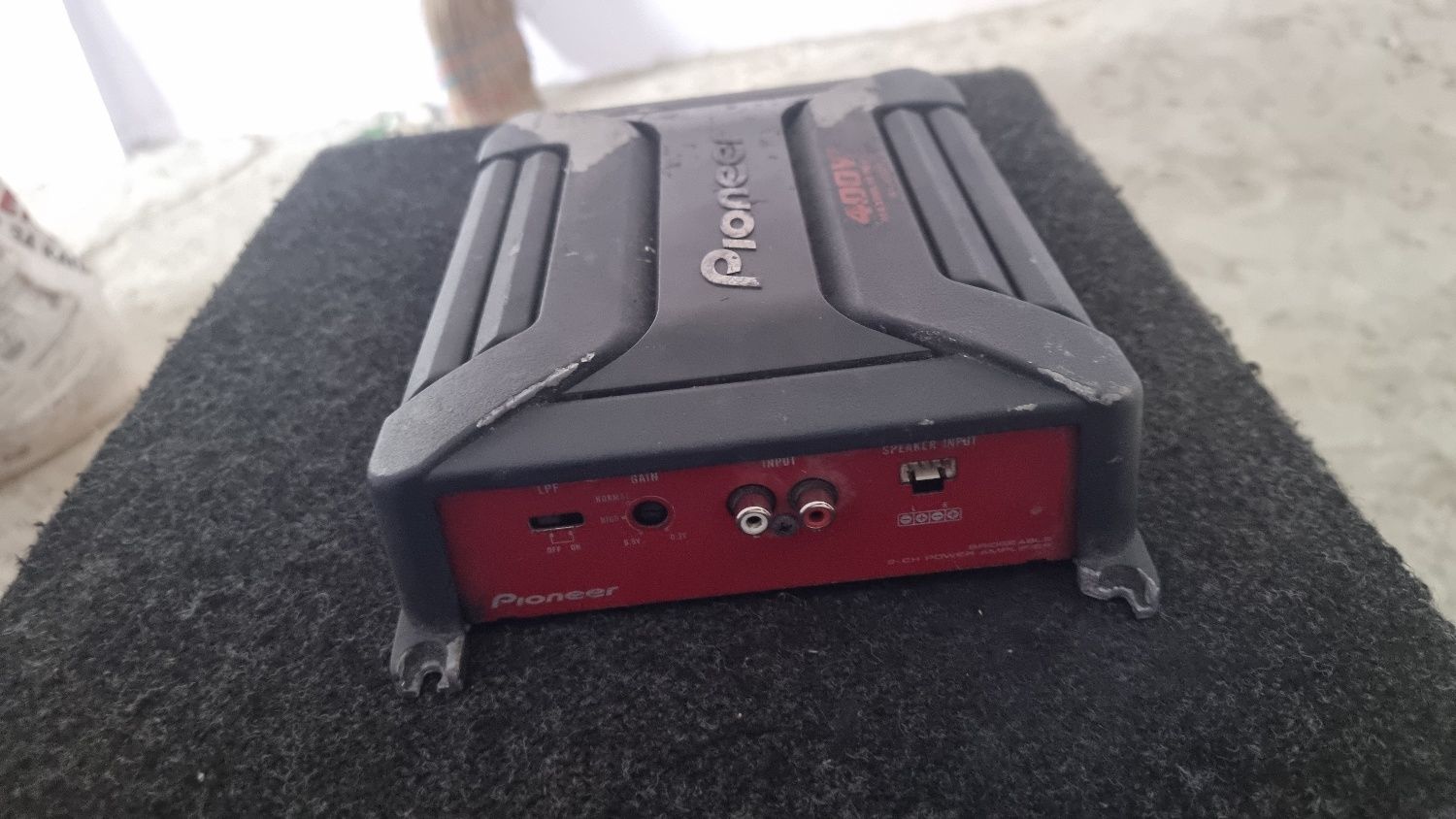 Бас Pioneer +Усилвател  pioneer