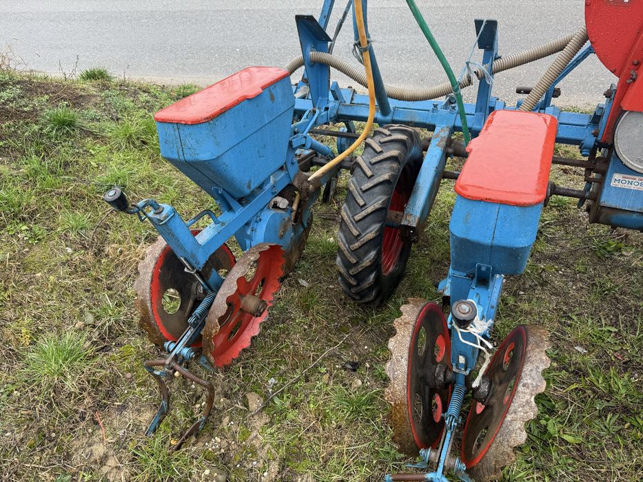 Semanatoare porumb 4 randuri MONOSEM