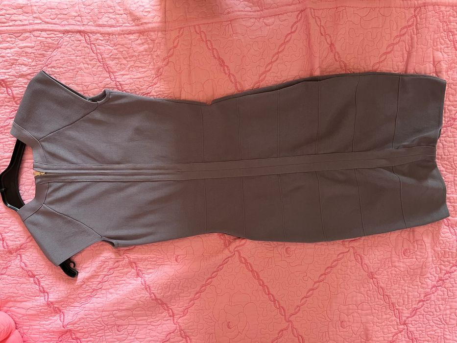 Дамска рокля на Guess