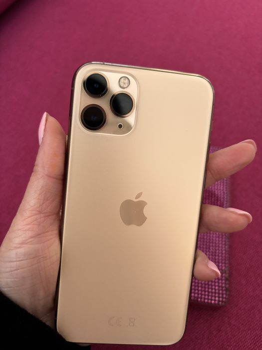 Vand iphone 11 pro Impecabil