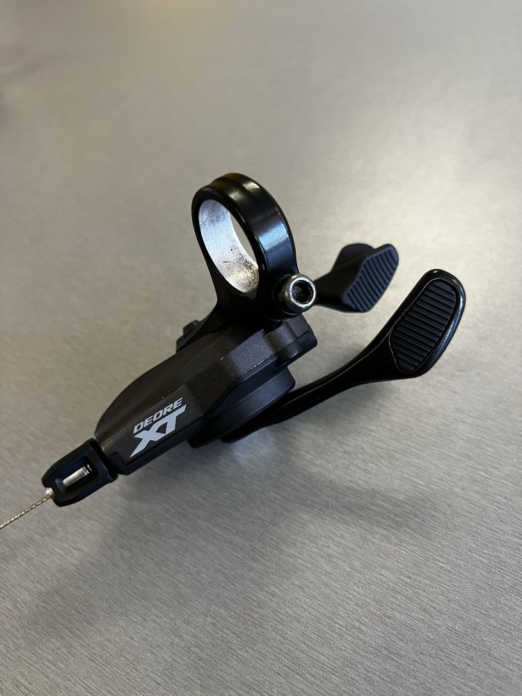 Shimano XTR M9100 Дерайльор и XT M8100 команда