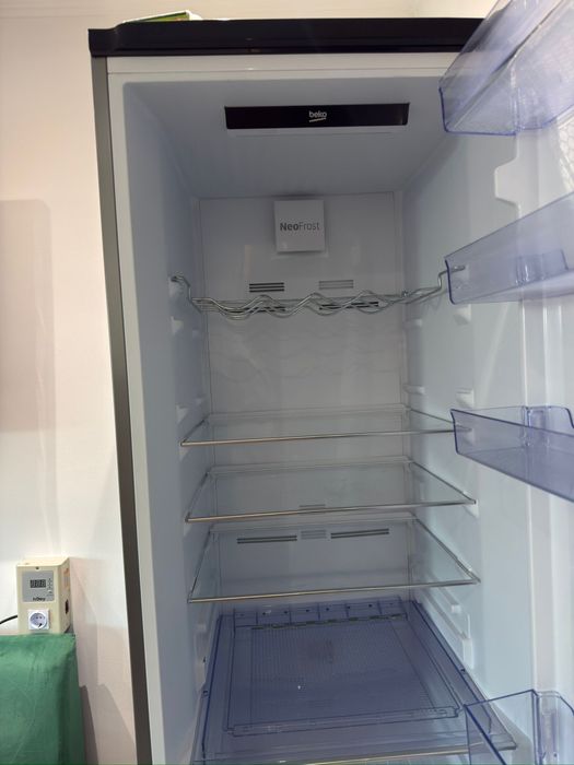 Combina frigorifica Beko