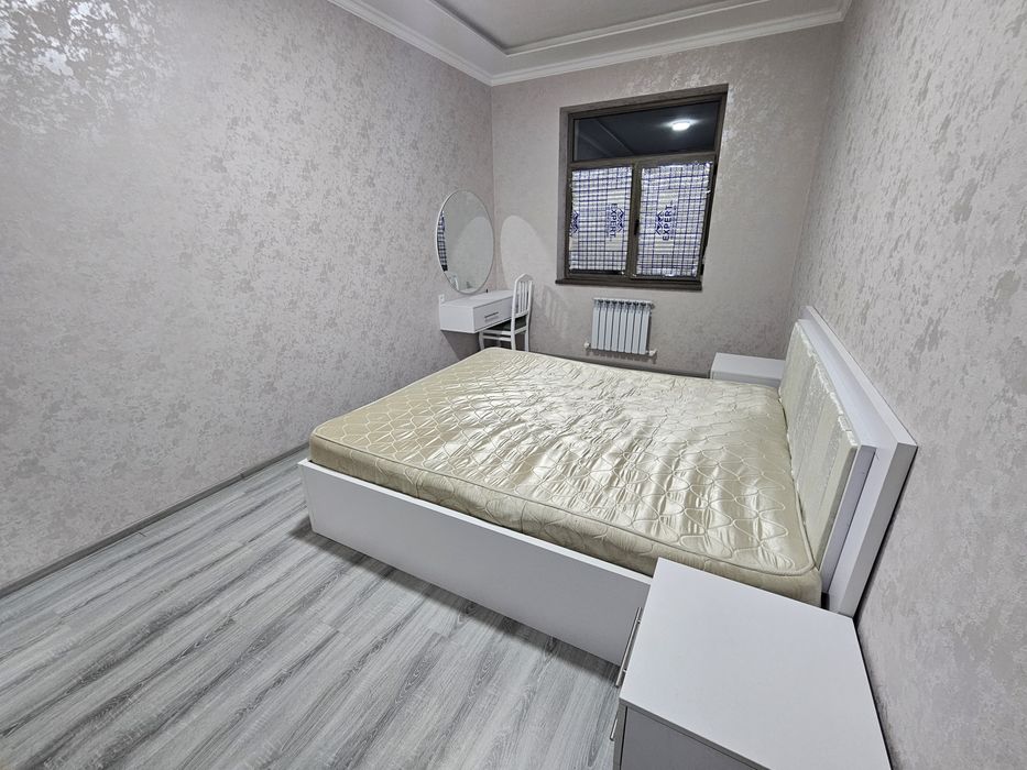 EKO shahar markazida 2 xonalik 78 m2  kvartira arendaga beriladi