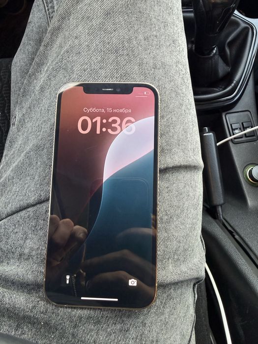 Продам iphone  12 pro 128 gb