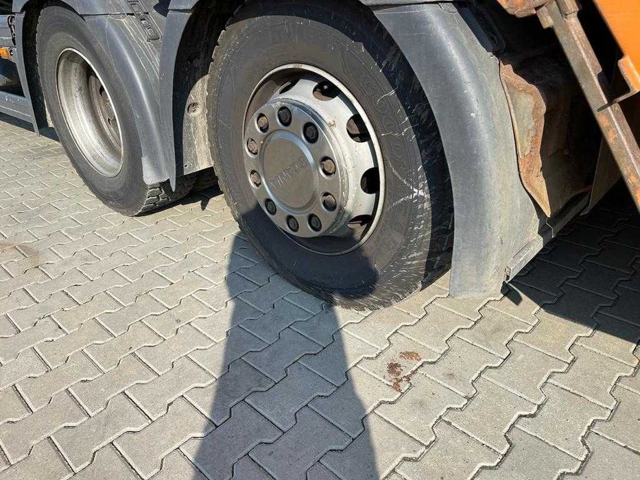Autoutilitară Gunoieră SCANIA 6X2 ECONIC Zöller 2301 Delta Premium