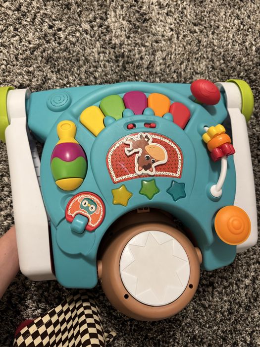 Antemergator si Masa de activitati B-Kids, Calut