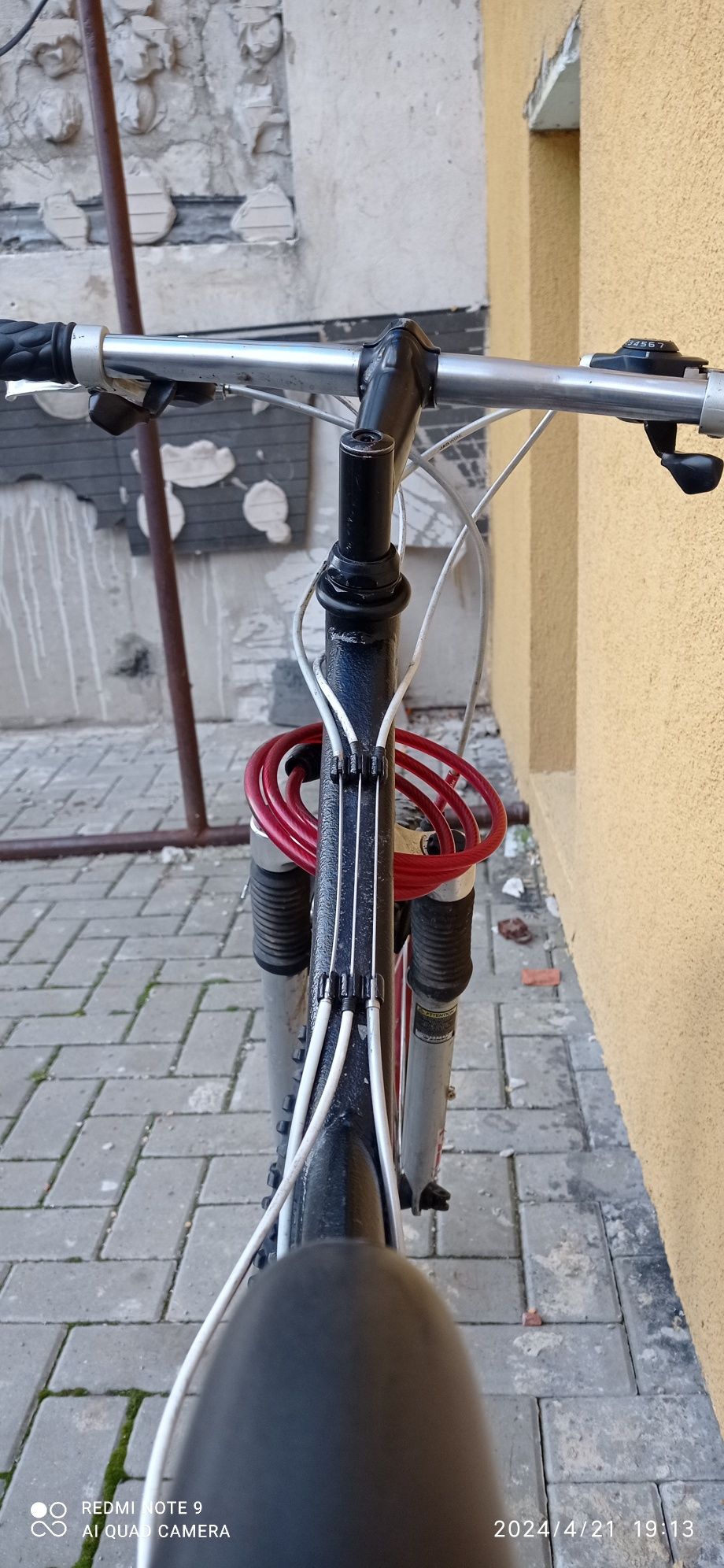 Bicicleta MTB full suspension