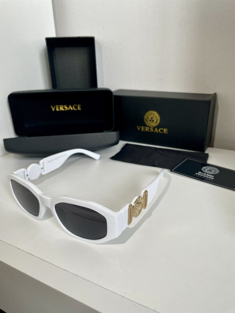 Слънчеви очила Versace