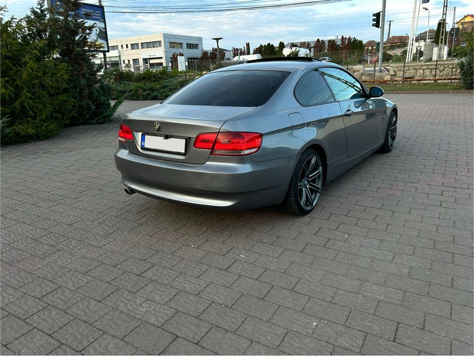 Bmw e92 320d automat trapa piele navi xenon