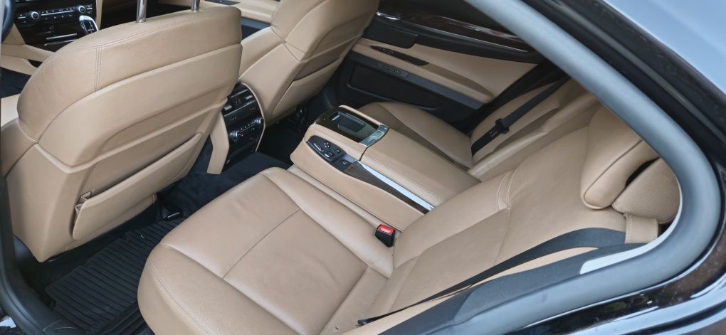 Bmw 740 diesel 2011