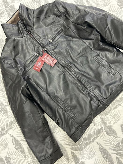 Продам новые димесезонные куртки мужские