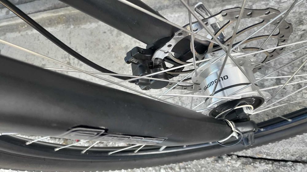 Vehicol cu transmisie pe curea