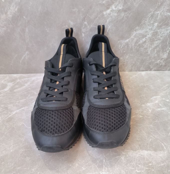 EA7 Empori Armani номер 42