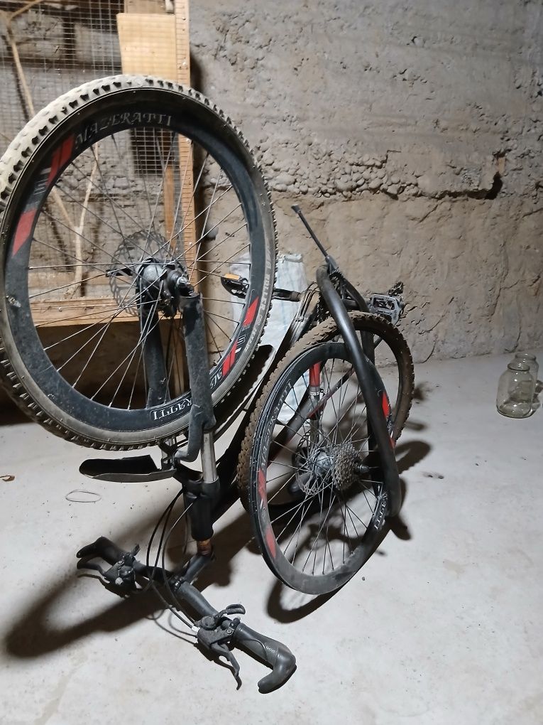Velosiped      .