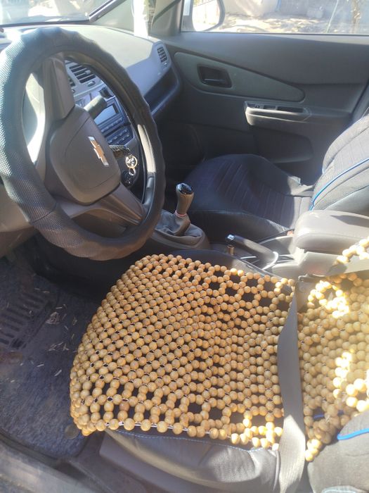 Mashina yangi chexollari bor