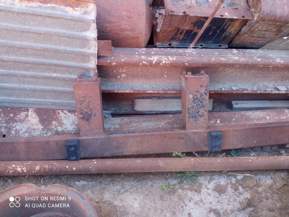 Задний бампер прицепа