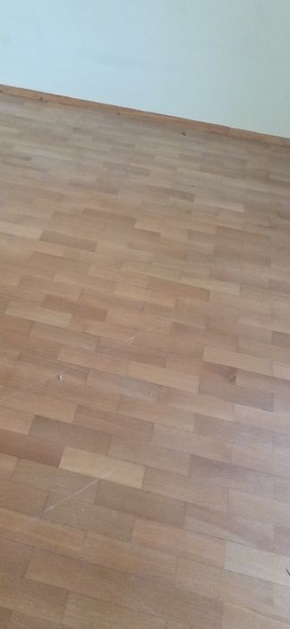 Естествен паркет 20 кв.м.