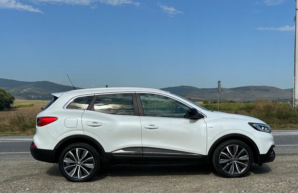 Renault kadjar BOSE 2016 1.6 dCi 4x4 Euro6 Buyback Rate cu avans 0 !