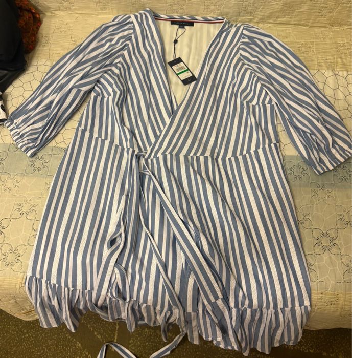 Платье с запахом