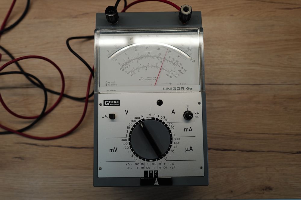 Multimetru Goerz Unigor 6E impecabil vintage TOP lampi electronist