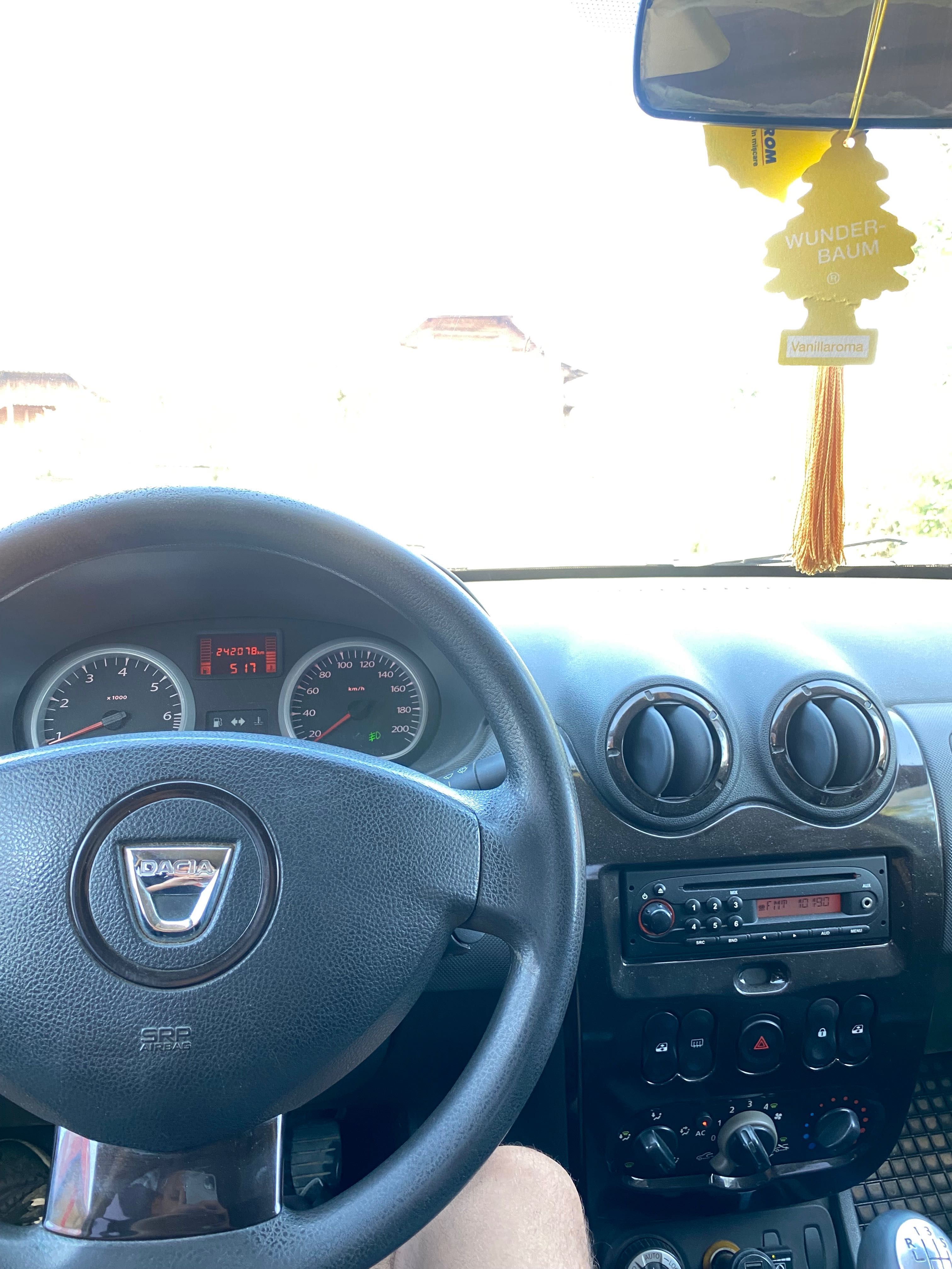 Dacia Duster 2010 1.6 MPI+GPL 4x4
