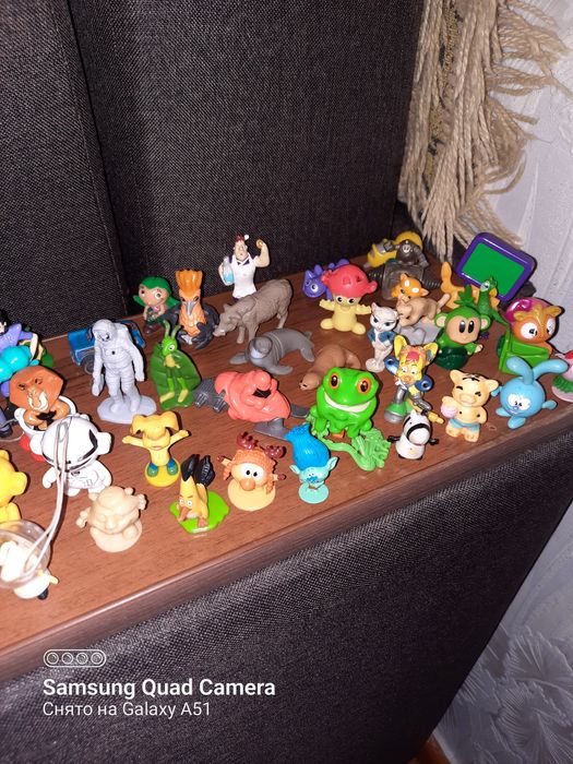 Продам большую коллекцию Киндеров