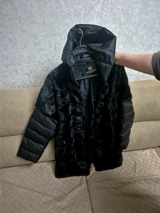 Прдам ноковую куртку