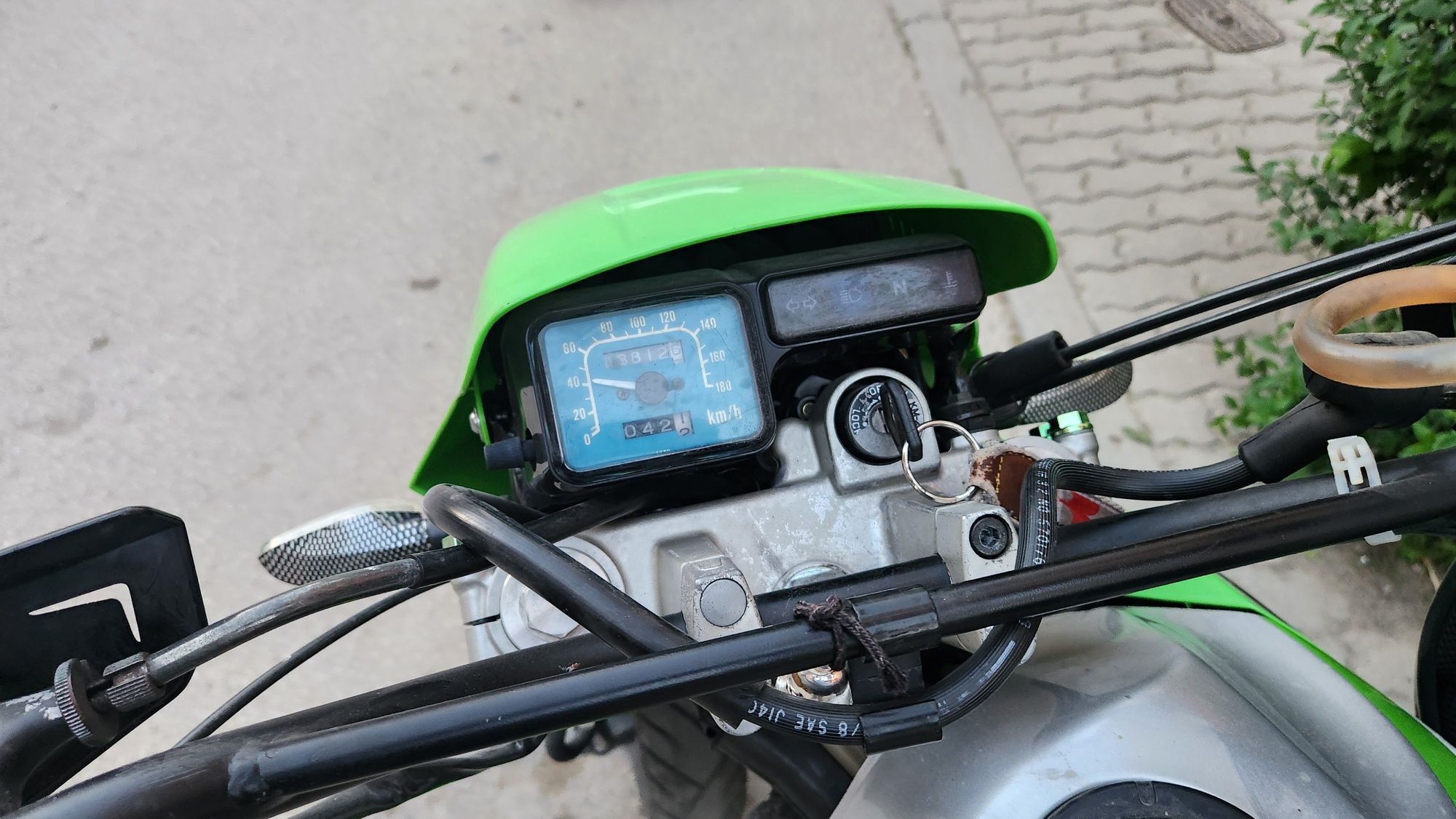 Kawasaki klr 650 super MOTO бартер