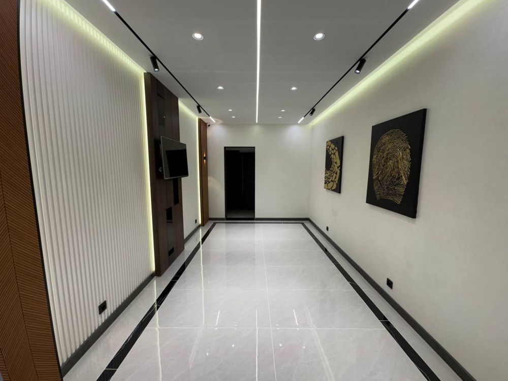 Аренда под Офис Ориентир Метро Ойбек  Шохмед центр 95м2 2500$ торг