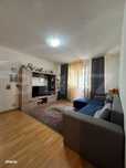 Apartament cu 3 camere, decomandat, zona micro 3