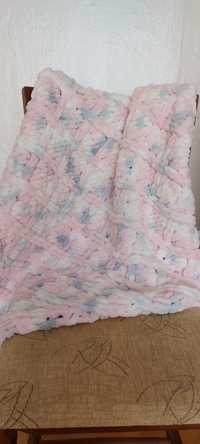 Ръчно плетено бебешко одеяло