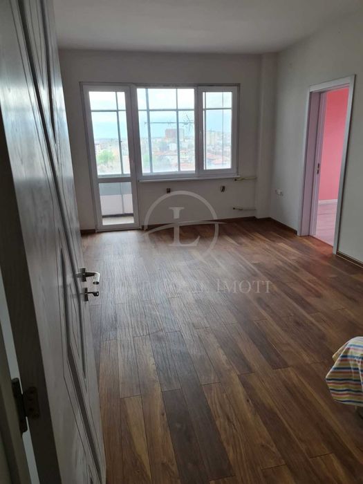 Реф. 1852 Тристаен Апартамент / Гагарин