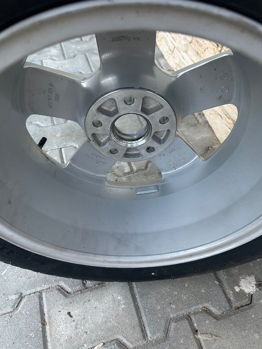 Гума с джанта 215/55/16