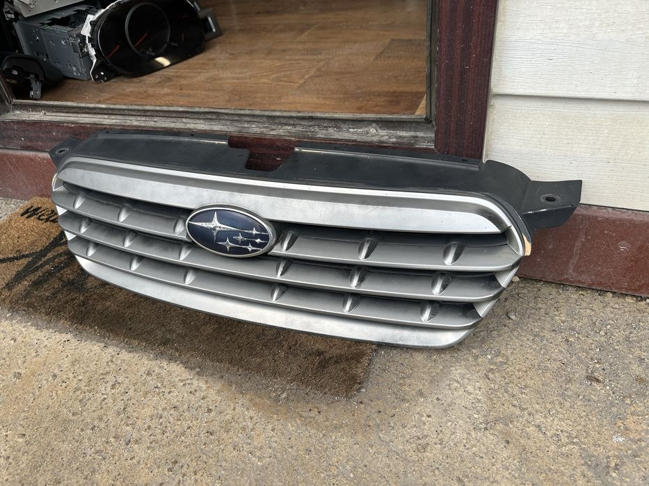 Решетка предна броня за Субару Легаси Аутбег!