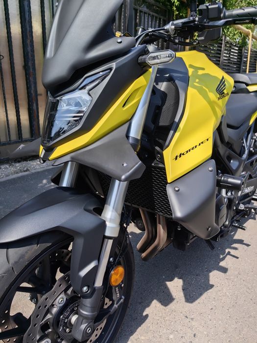Honda CB 750 Hornet - garantie + accesorii