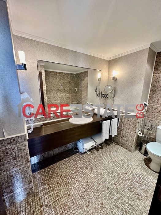 Продава се Двустаен апартамент в к.к. Слънчев бряг - 70 кв.м за 1143 €/кв.м - Снимка #3