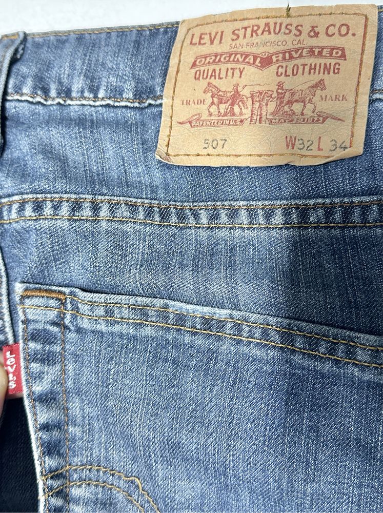 Blugi Levi's 507