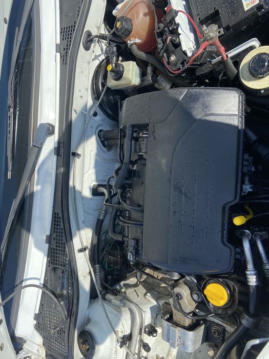 Dezmembrez logan 1.2 benzina si 1.5 dci euro 5