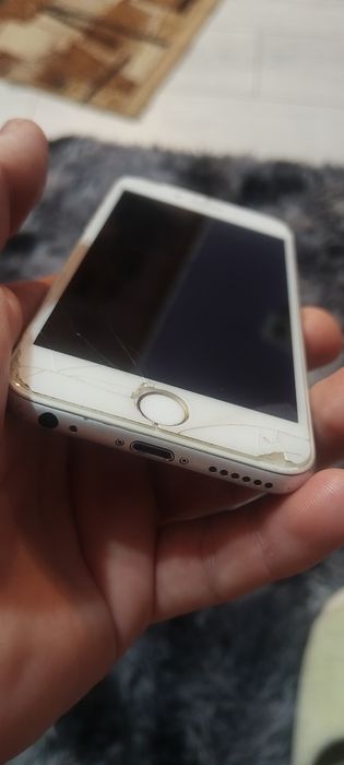 iPhone 6S în stare bună