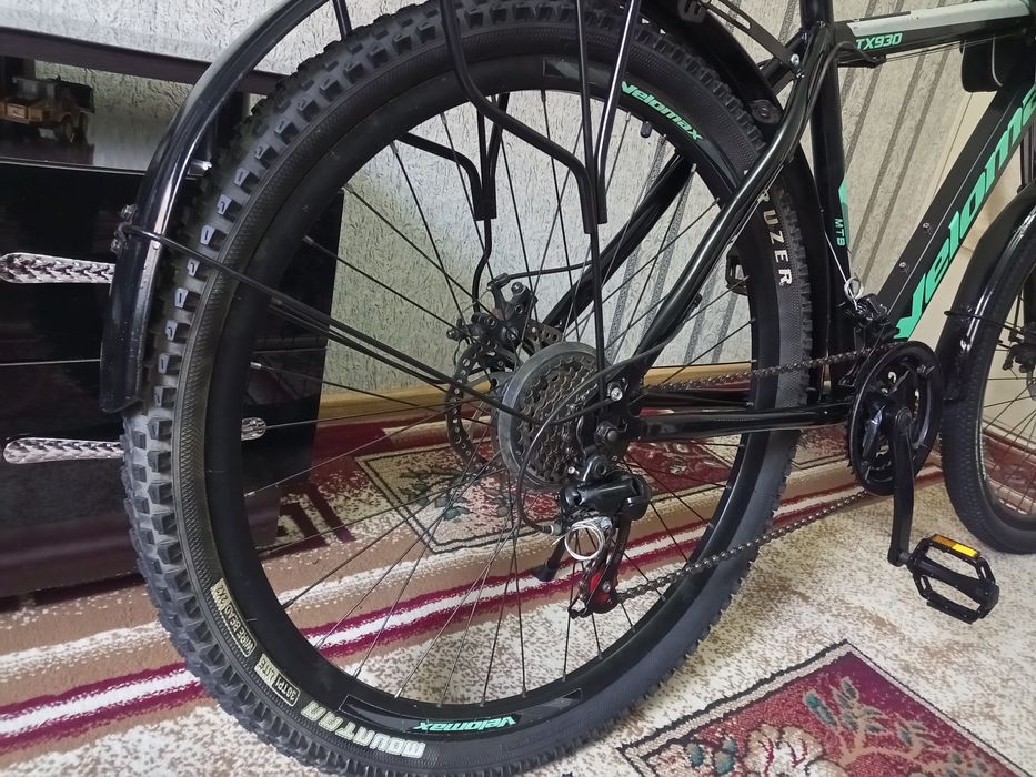 Продам велосипед 27 5размнр