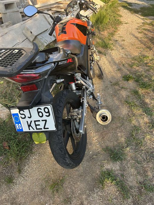 Honda cbr 125cc avariata sau schimb cu atv