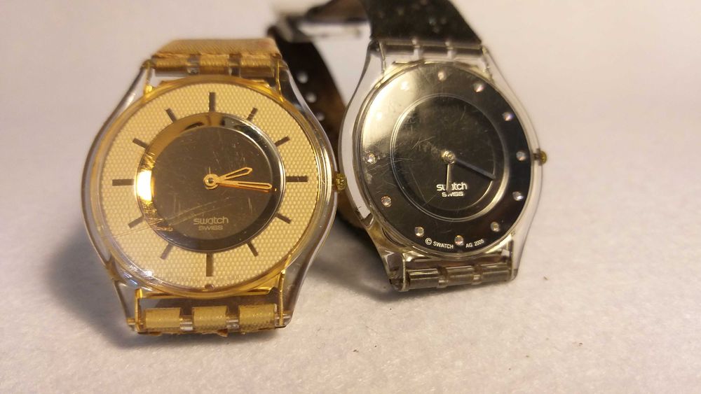 2 ceasuri Swatch, functionale, modele mai vechi.