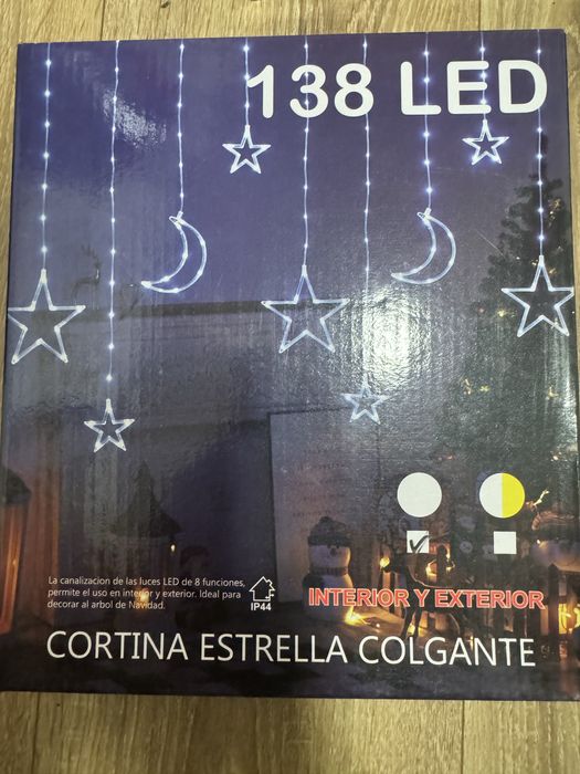 Instalatie de Craciun LED -ideala pentru ferestre si balcoane