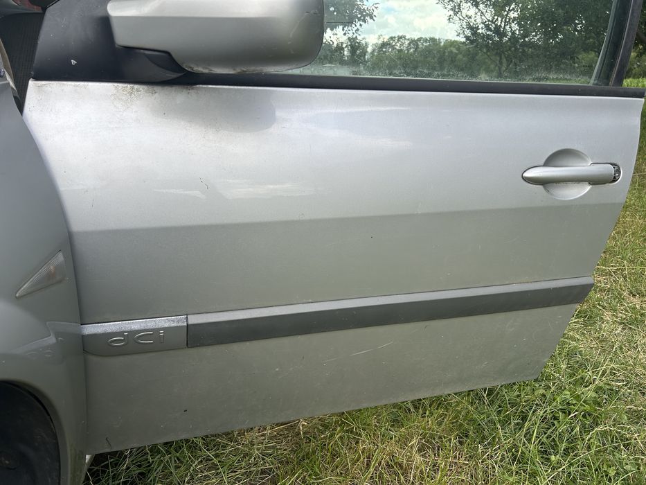 Vand usi renault megane 2