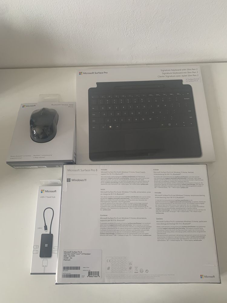 Microsoft Surface pro 8, 13” touch, 512gb, sigilata, transport inclus